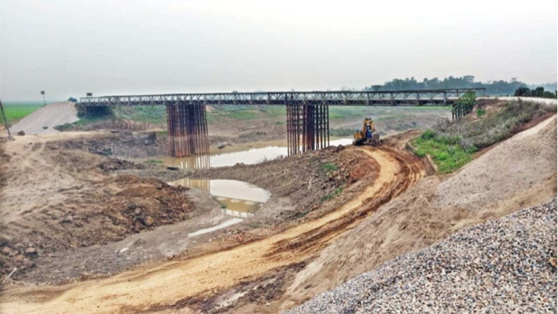 অনিয়মে আটকে আছে ফতুরখাড়া সেতুর কাজ